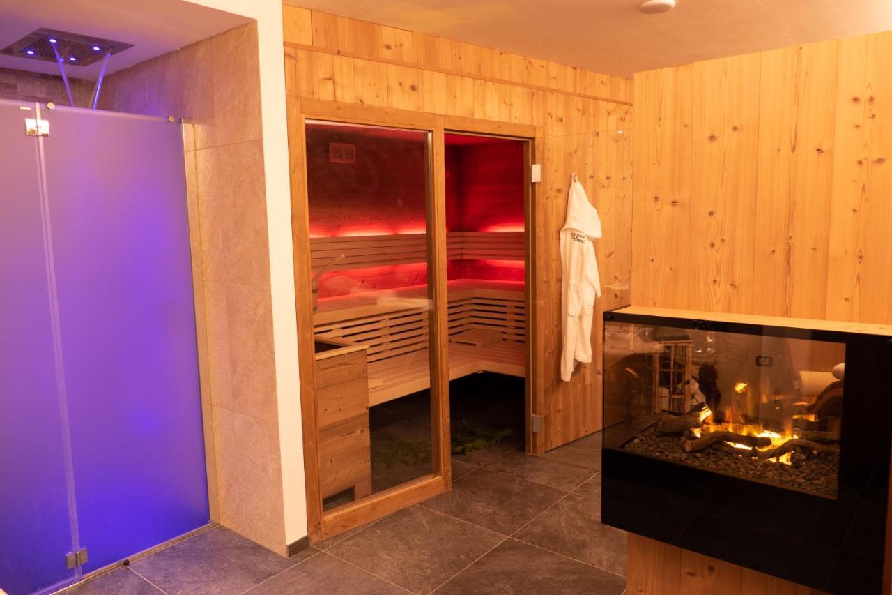 Villa Artic Apartments Campitello di Fassa Dış mekan fotoğraf
